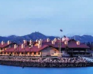 Harbortown Point Hotel Ventura Bagian luar foto